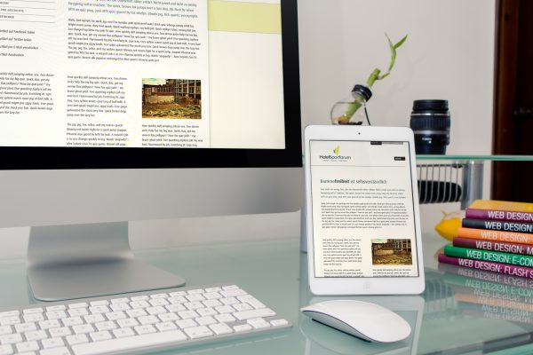 Desktop-Device-Mockup-02—Infinity—originalmockups.com