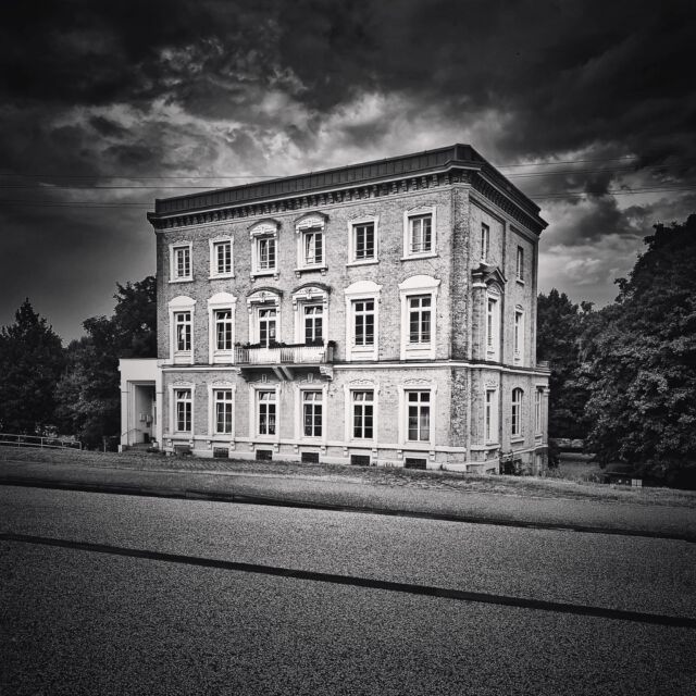#hamburg in der nähe von #entenwerder | #hamburg_de #igershamburg #welovehamburg #elbe #norderelbe