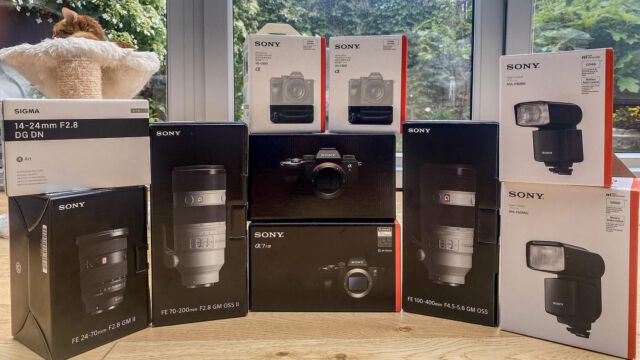 shop till you drop … bye bye canon my old friend… hallo my new ladys 😀 | #sony #sonyalpha #shoptillyoudrop #sonygmaster #sonyalpha1 #sonyalpha7riv